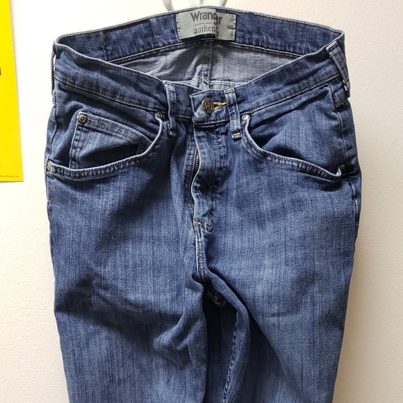 Jeans - Picture 1 of 7